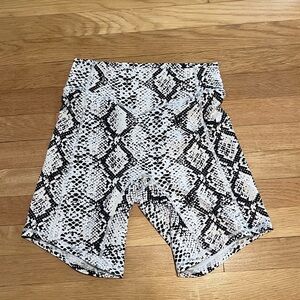 Vitality (previously balance) Snake print Biker Shorts